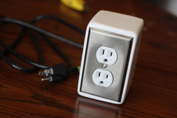 Desktop Power Outlet  6 Steps (with Pictures)