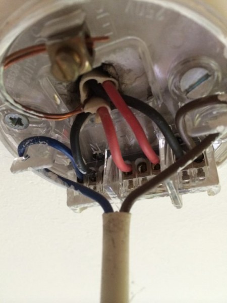 How To Wire A Ceiling Light With 4 Wires
